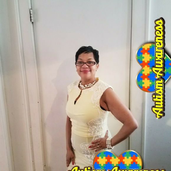 Meet your Posher, Latisha - Picture 1 of 1